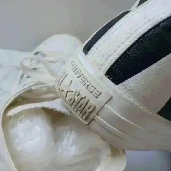 Converse Chuck Taylor All Star Spellout Unisex Sneakers - Picture 9 of 10